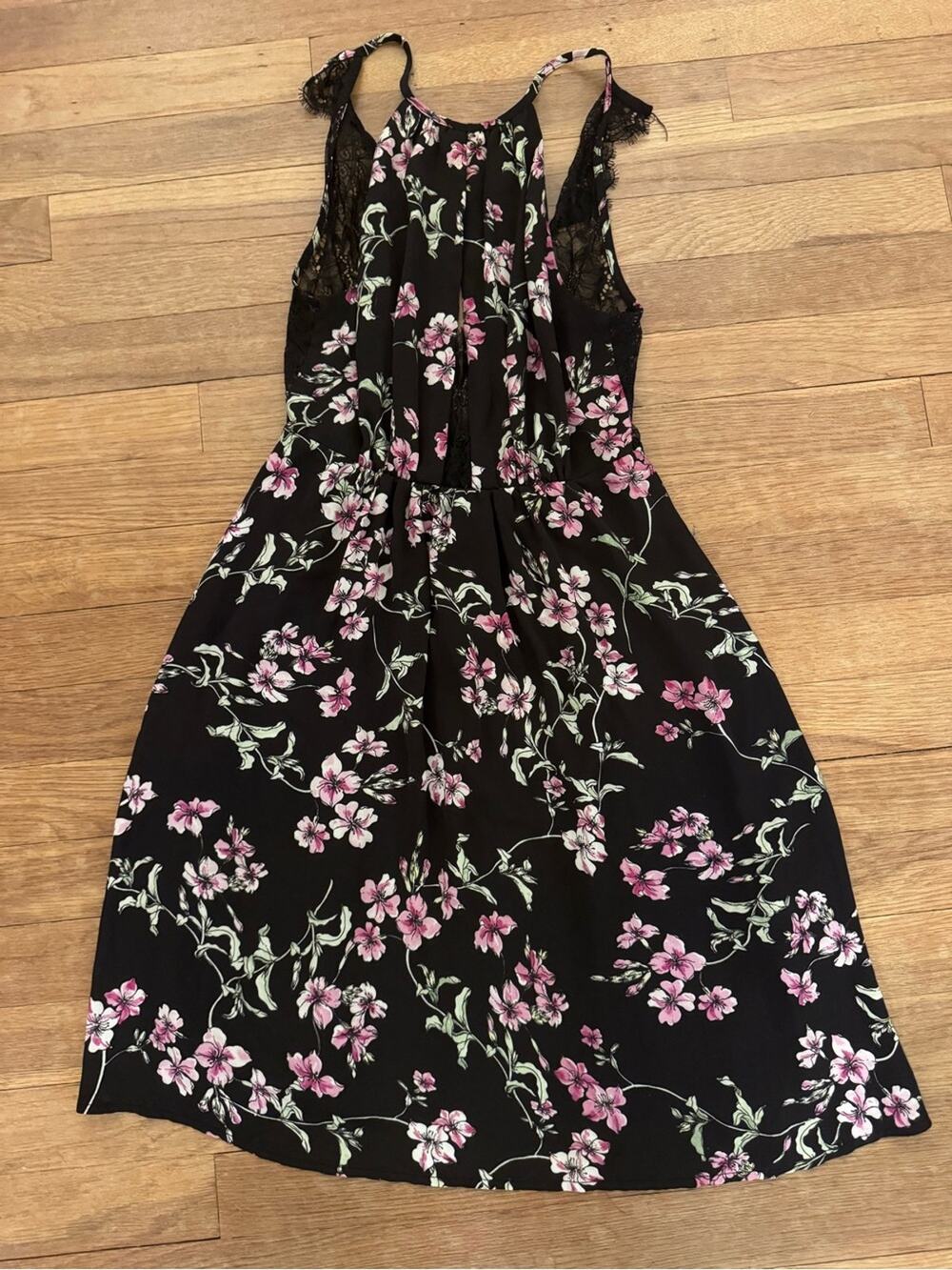 H&M Women's Floral Lace High Neck Knee Length Dress - Size 2
b38